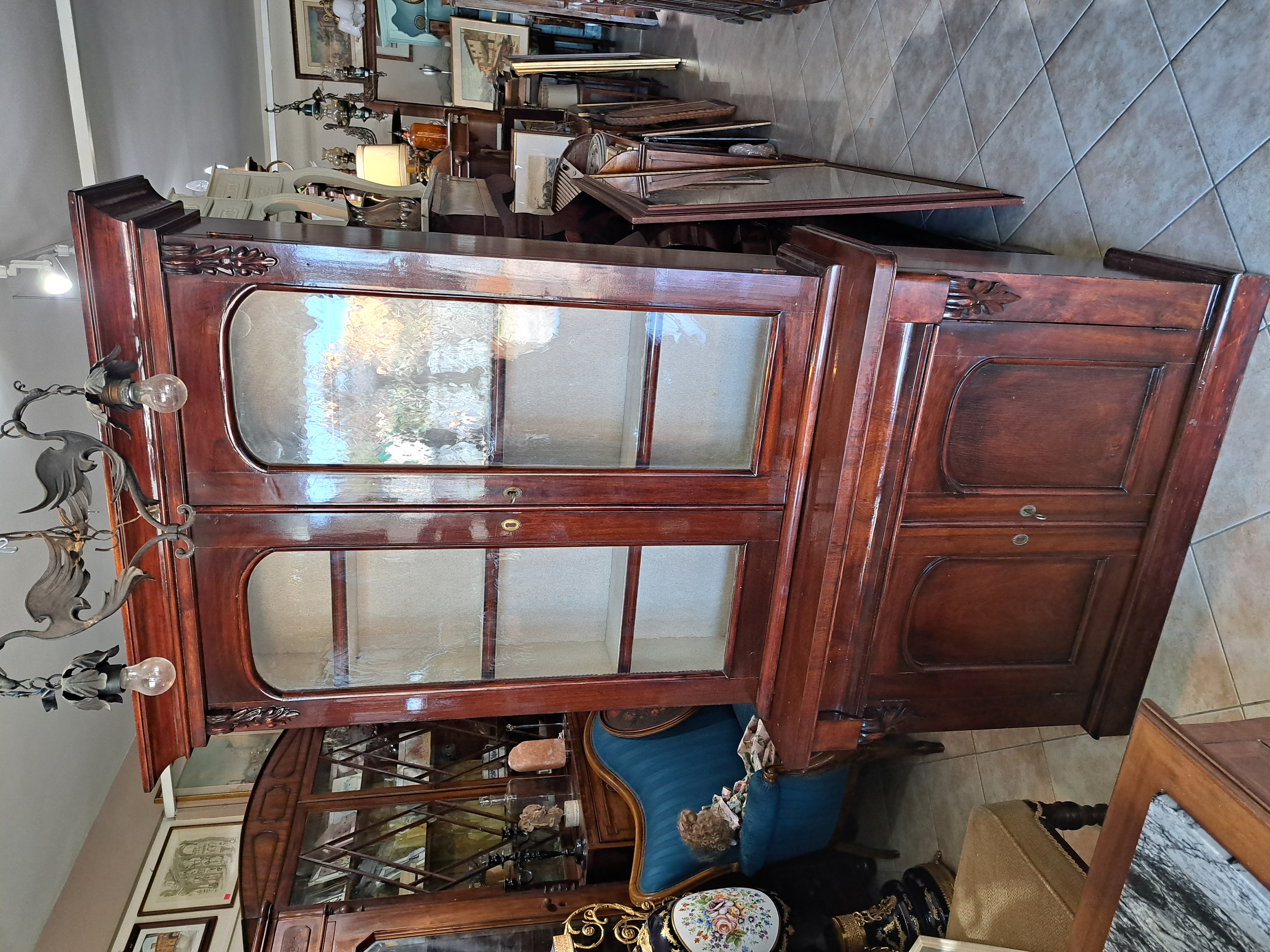 Credenza 