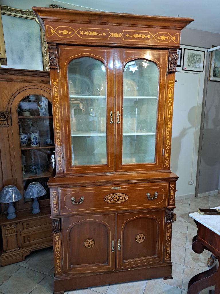 bookcase inglese intarsiata