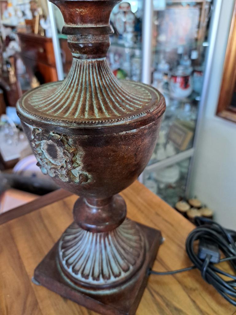 lampada patina bronzo