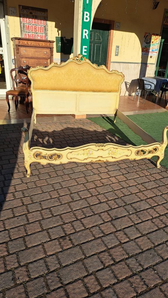 Letto matrimoniale Veneziano