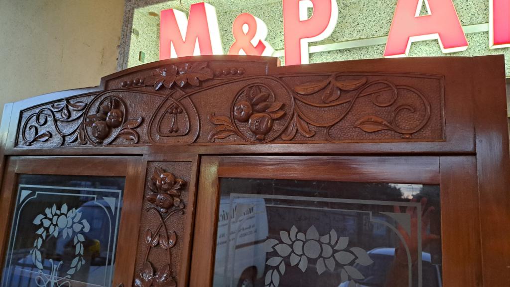Credenza