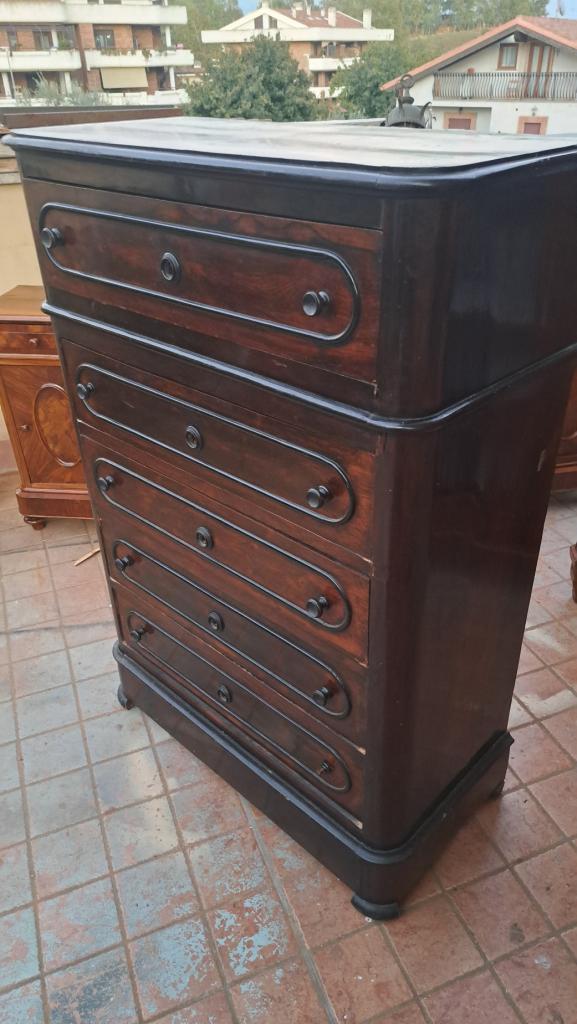 Cassettiera