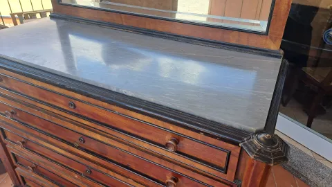 Piano in marmo