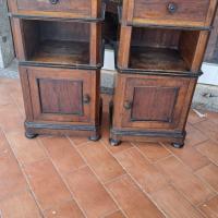 comodini italiani noce