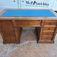 scrivania italiana da centro