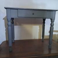 tavolo scrittoio grigio